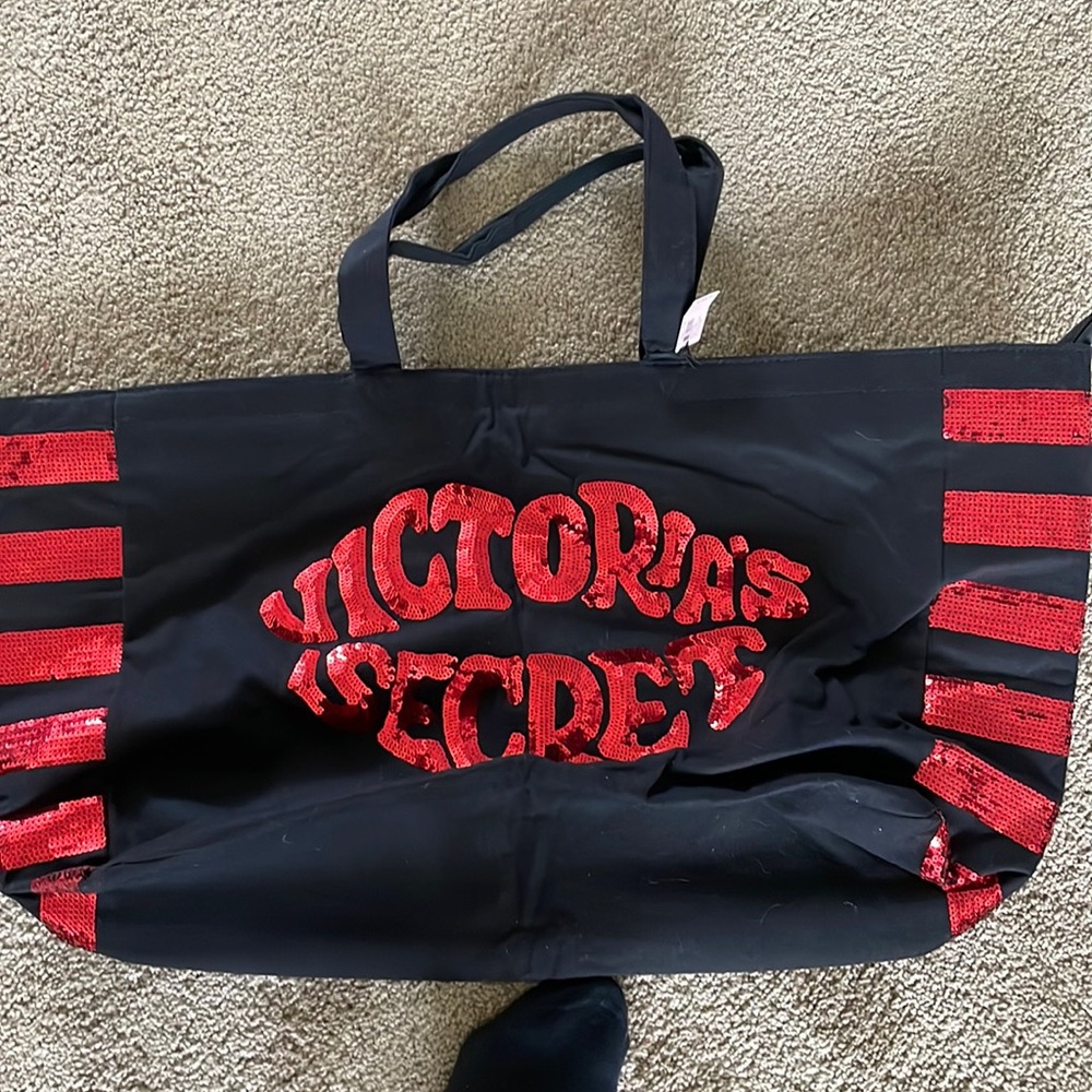 New Victoria Secrets Bag